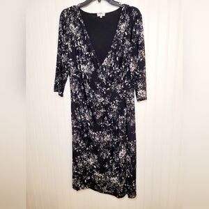 Kiyonna Black & Off-White Floral Faux Wrap Midi Dress Size 1X